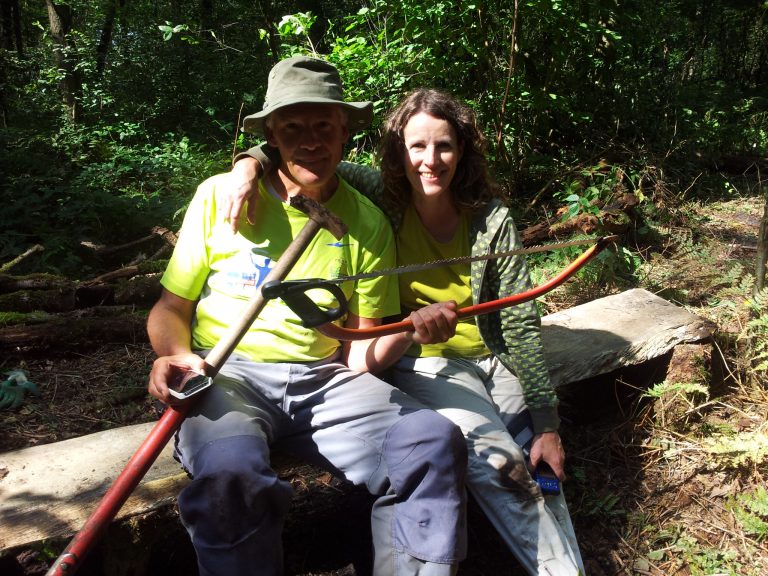 Na gedane arbeid is het goed rusten – Cor op Pad